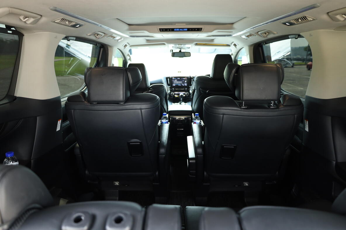 Toyota Alphard / Vellfire