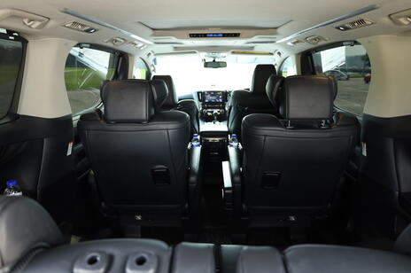 Toyota Alphard / Vellfire