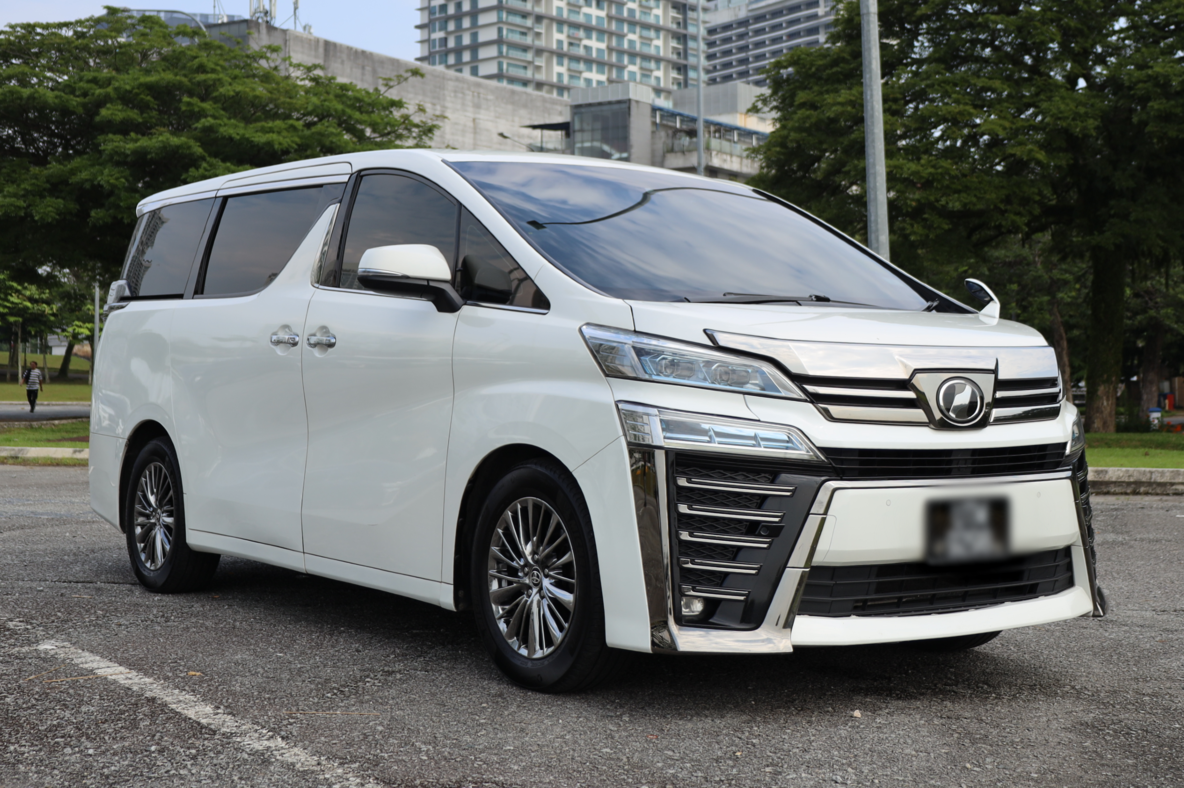 Toyota Alphard / Vellfire