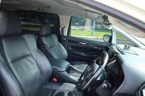 Toyota Alphard / Vellfire