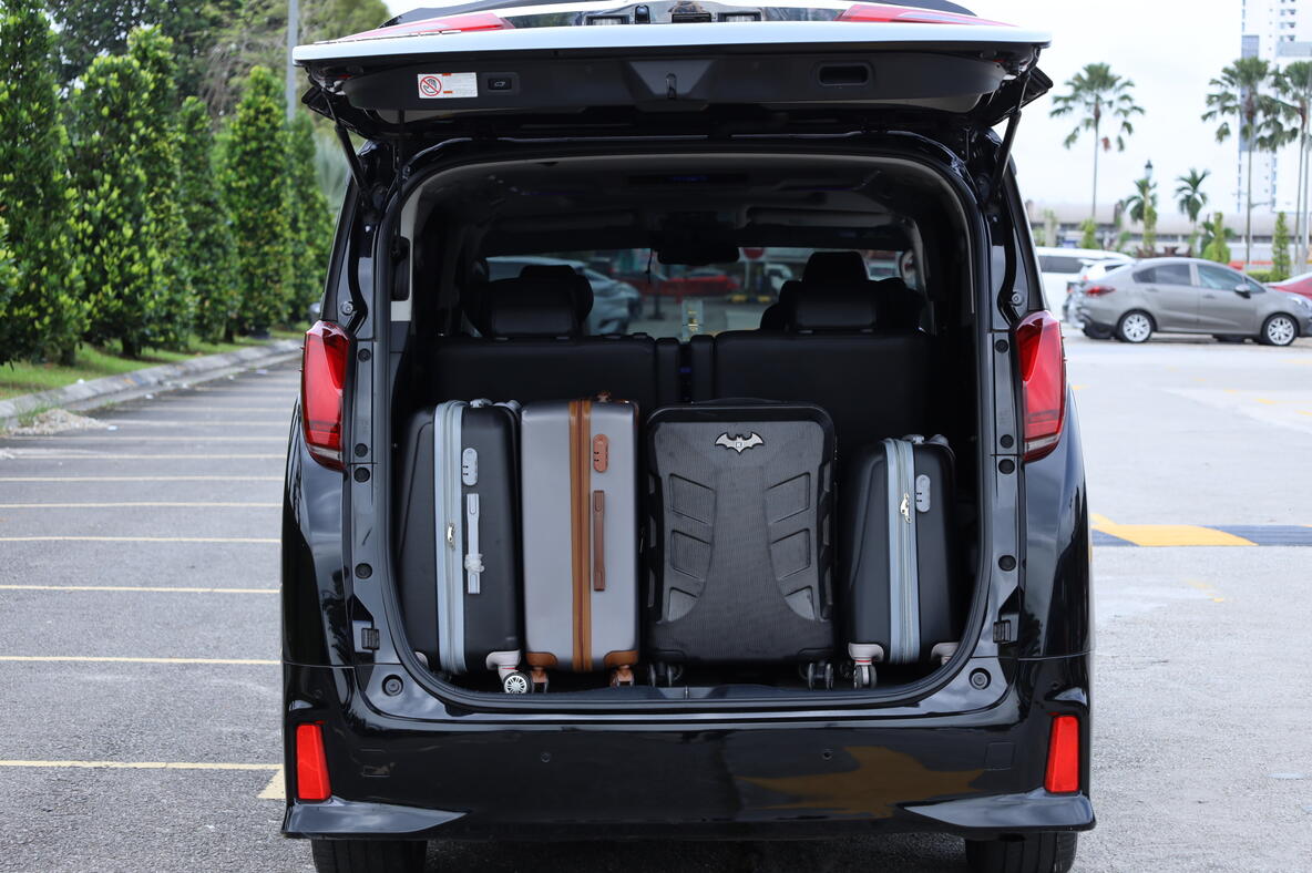 Toyota Alphard / Vellfire