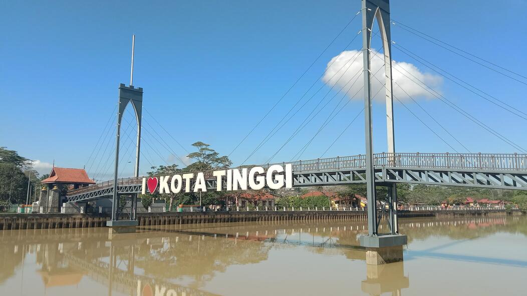 Pekan Nanas / Kota Tinggi / Pontian