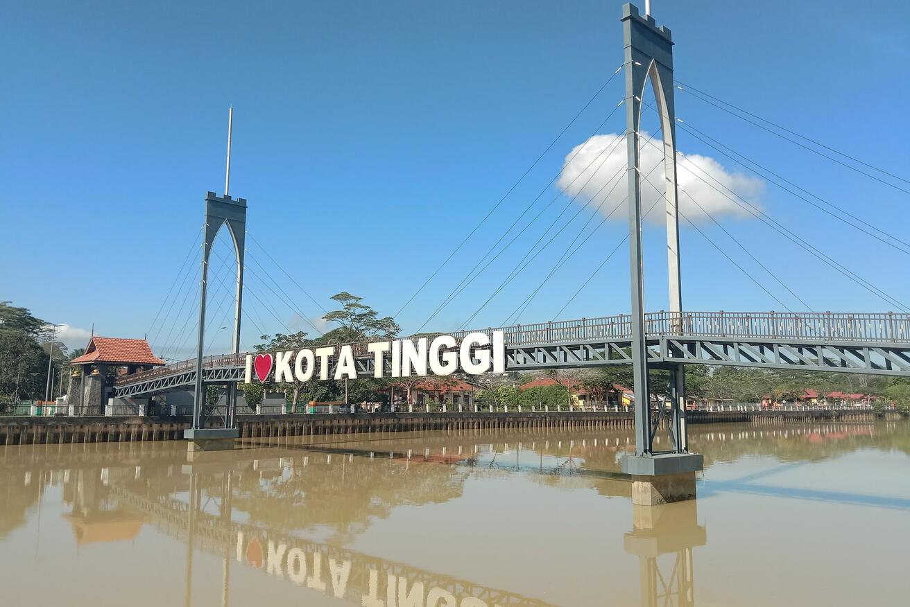 Pekan Nanas / Kota Tinggi / Pontian